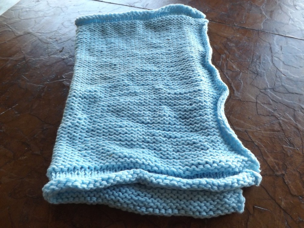 VINTAGE SMALL BLUE AFGHAN APPROX. 30 X 22