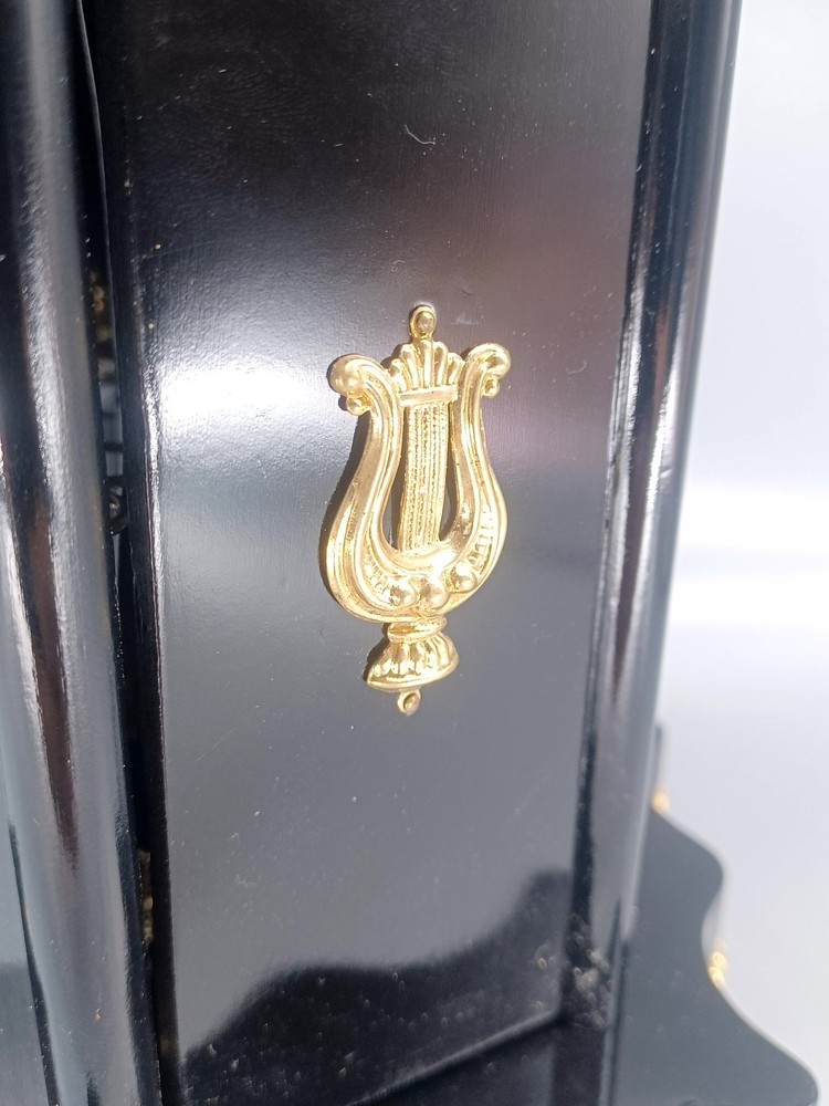 cigarette case
