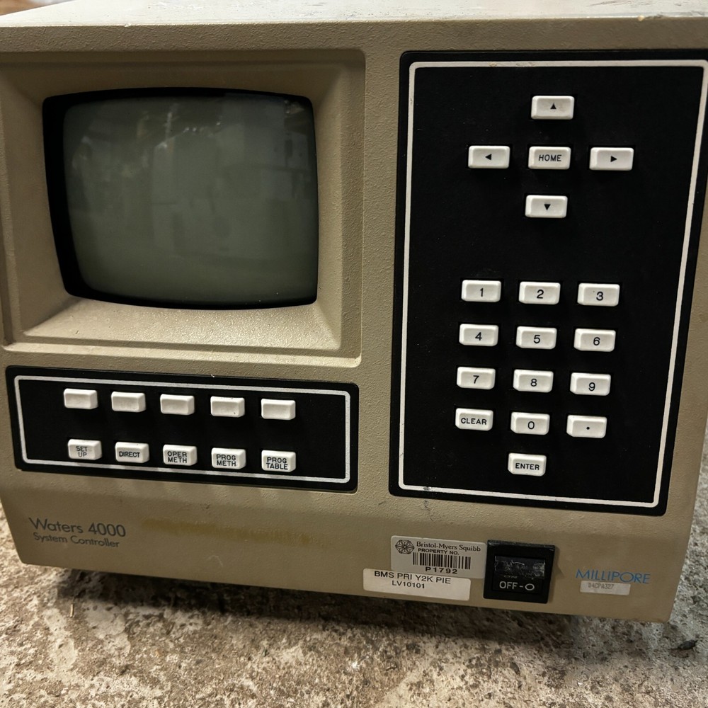 WATERS 4000 MULTISOLVENT DELIVERY SYSTEM CONTROLLER MILLIPORE 50/60 Hz 🎯