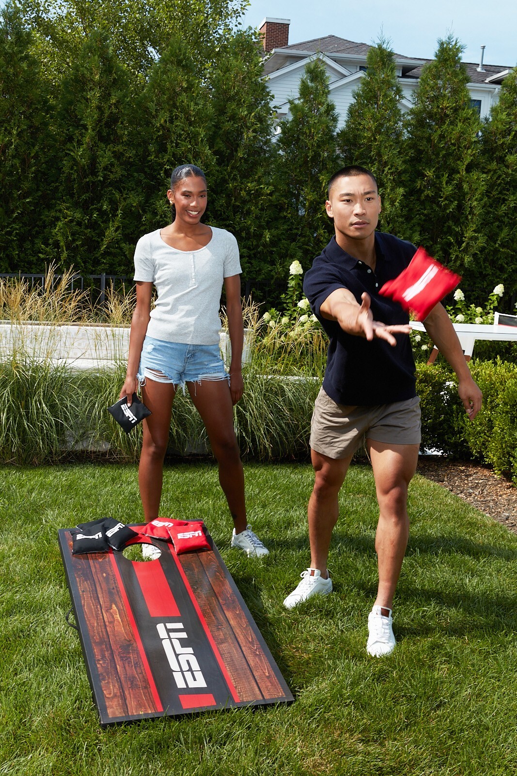 ESPN 2’x4’ Cornhole Board Set Includes Cornhole Bags and Travel Case