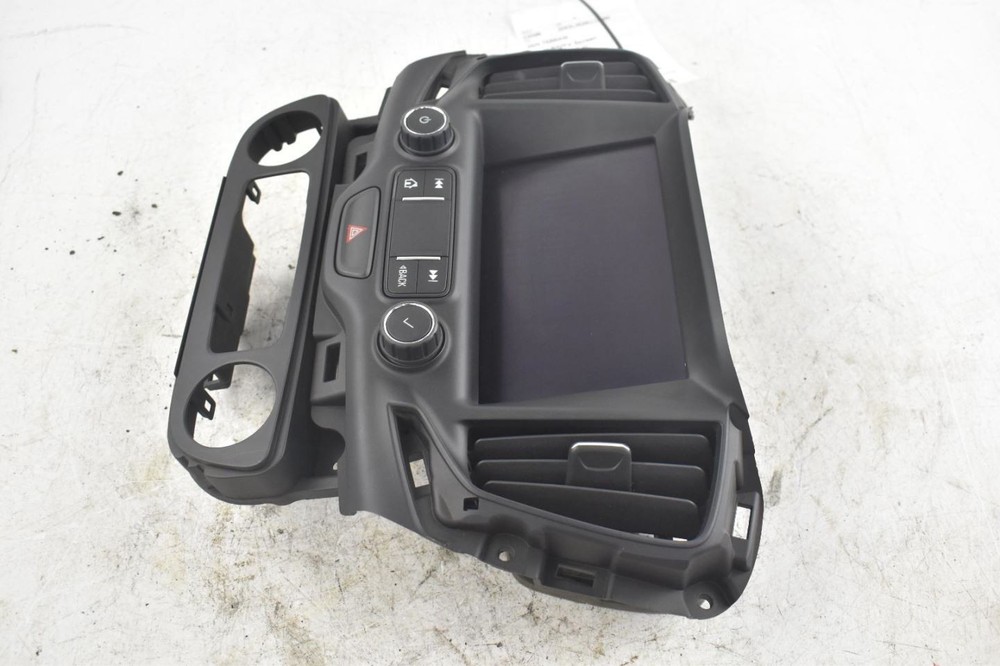 2020 GMC Terrain Control Panel Screen 8 Used, Reprogramming Needed