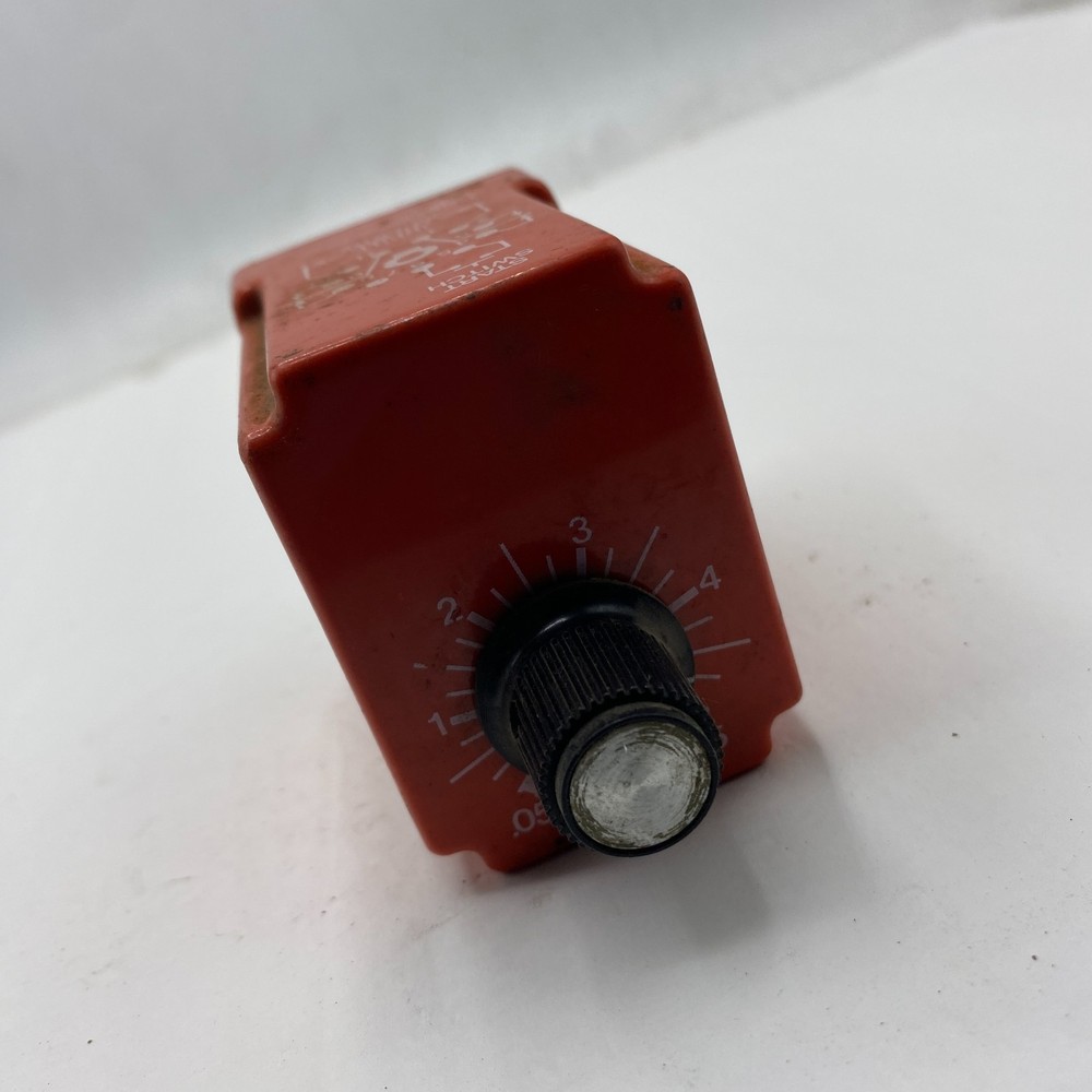 NCC Model T3K-5-461 Solid State Timer Relay Range .05-5 National Controls 🎯