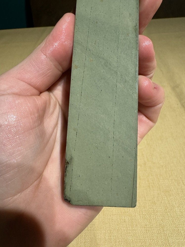 Unknown Green Sharpening Stone / Razor Hone
