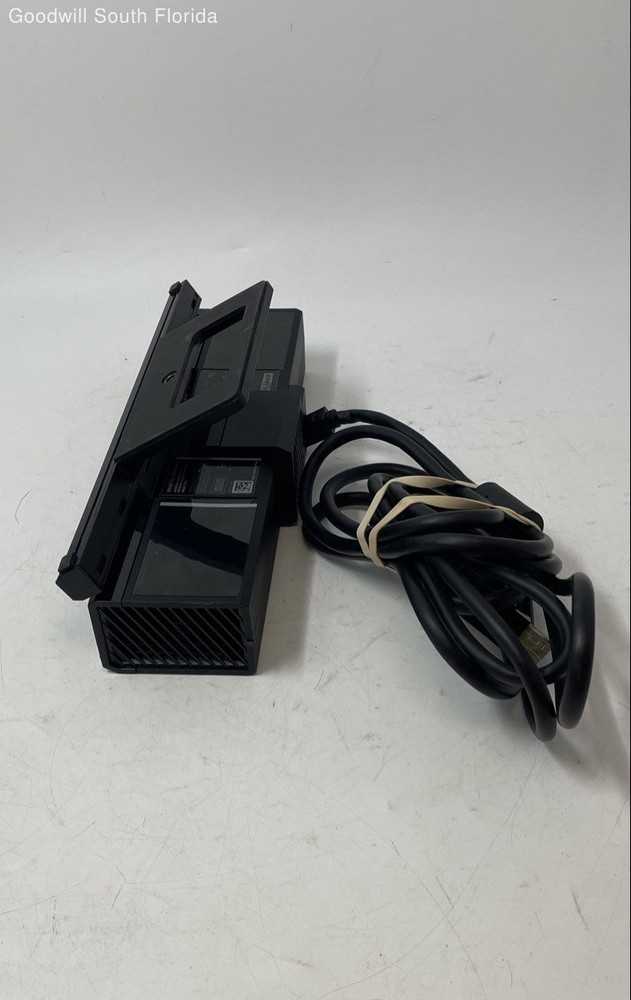 Microsoft 1520 Black Kinect For Xbox One Wired Motion Sensor Bar Not Tested