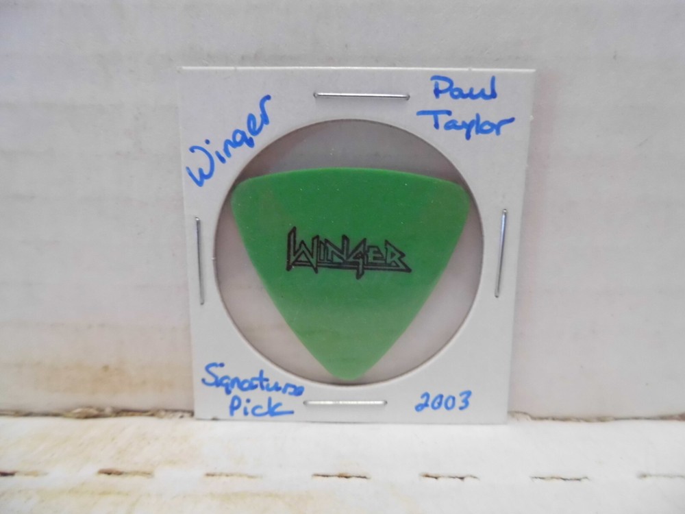 WINGER " PAUL TAYLOR" SIGNATURE 2003 GUITAR PICK~READ DESCRIPTION #25~4