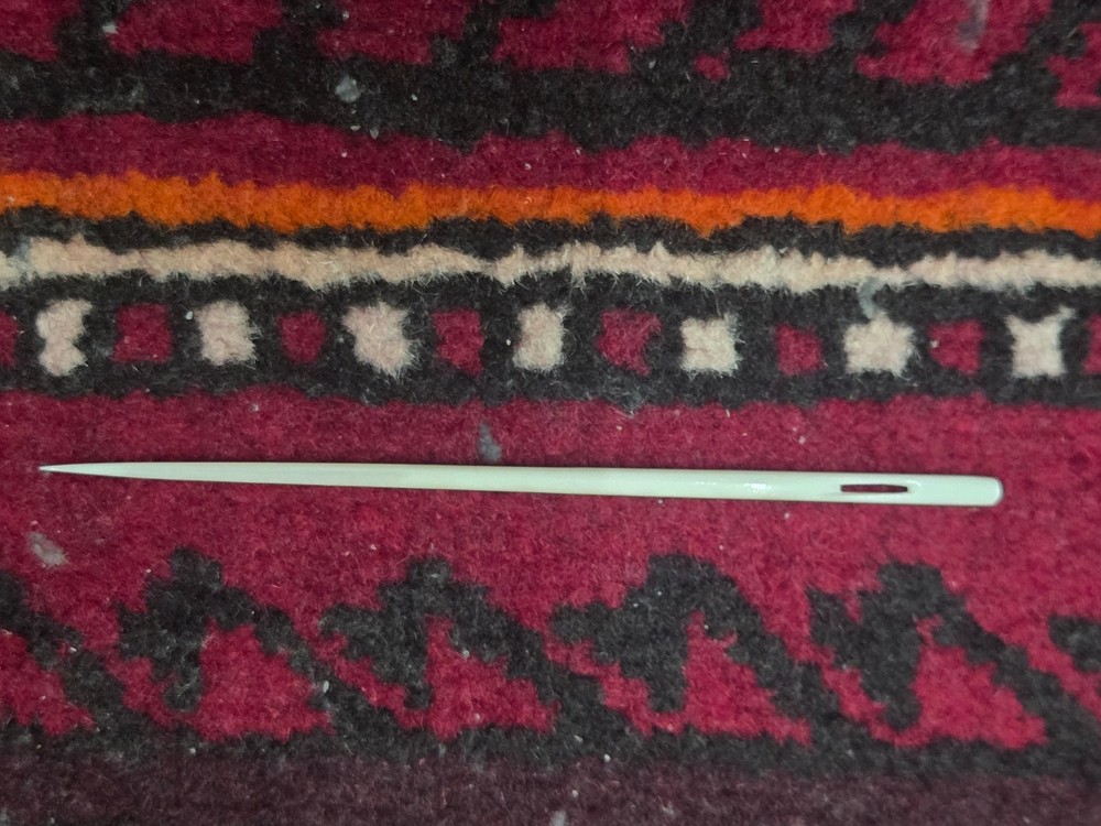 hard carved 4" NEEDLE