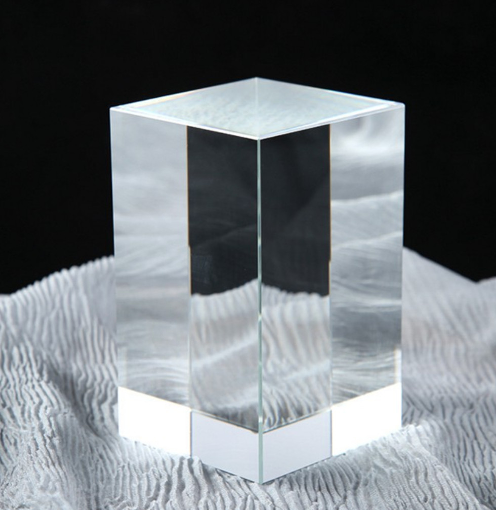 Crystal K9 Optical Glass, Inner Engraving, UV Laser (LED Base Available)