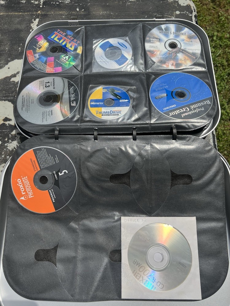 100 Plus CD ROMs Whole Case