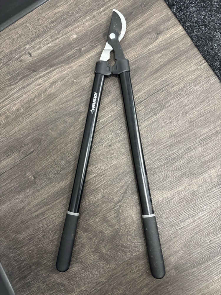 HUSKY TOOLS EXTENDABLE BYPASS LOPPER (B06010049)