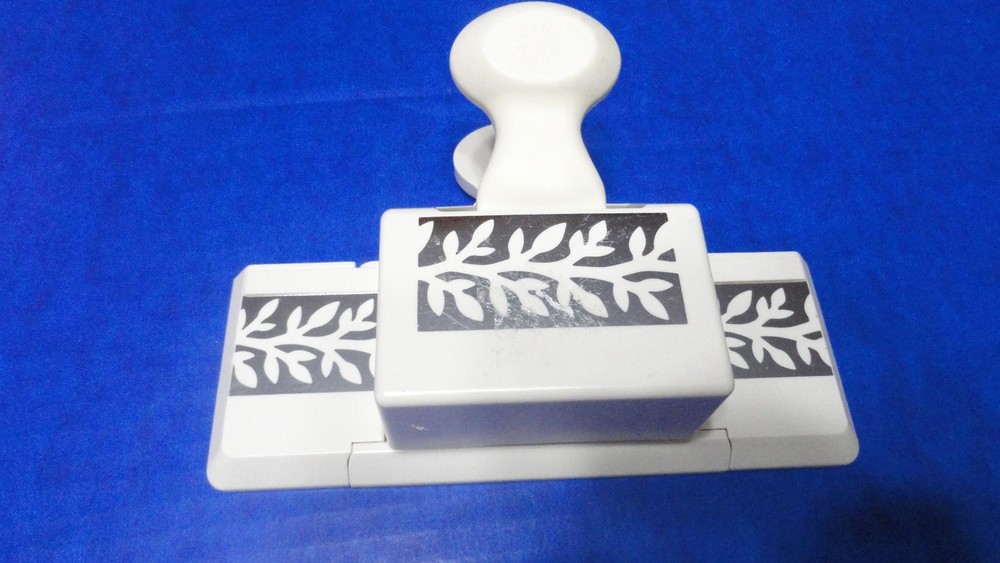 Marth Stewart Paper Punch Large Foldable Vine Leaf Pattern Cuts Well
