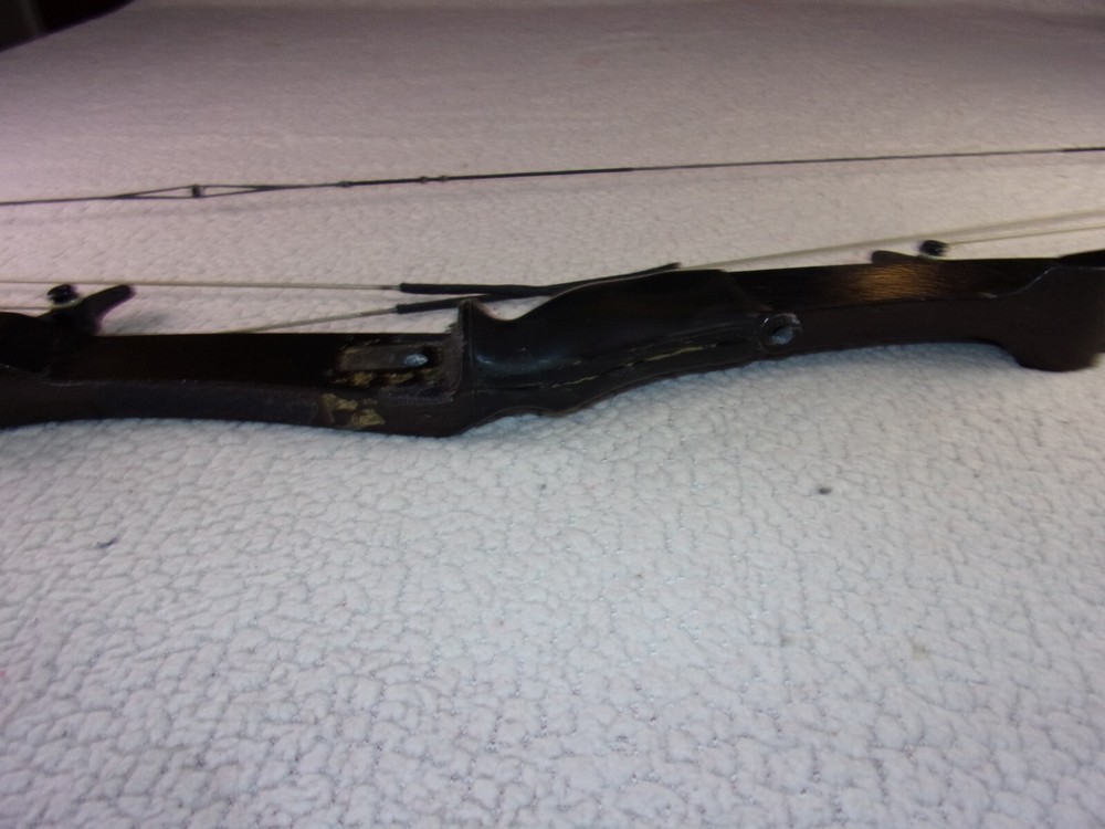 Bear Whitetail Hunter Compound Bow With Camo Limbs