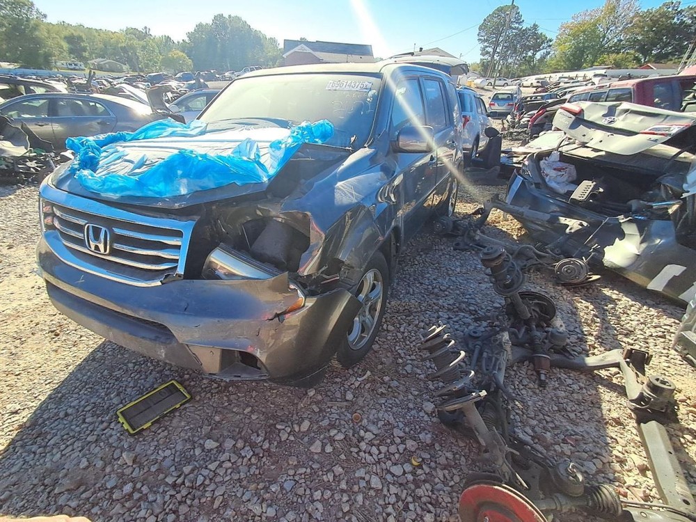 Fuse Box Engine Right Hand Engine Compartment Fits 12-15 PILOT 2635406