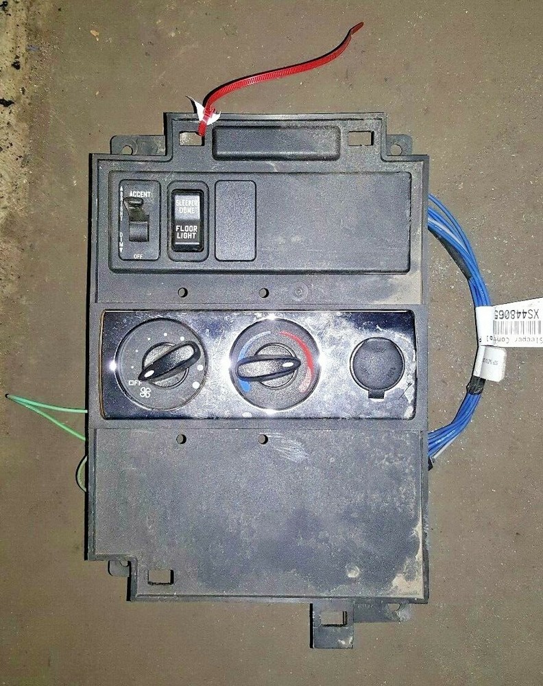INTERNATIONAL PROSTAR TEMPERATURE CONTROL 5112 448065