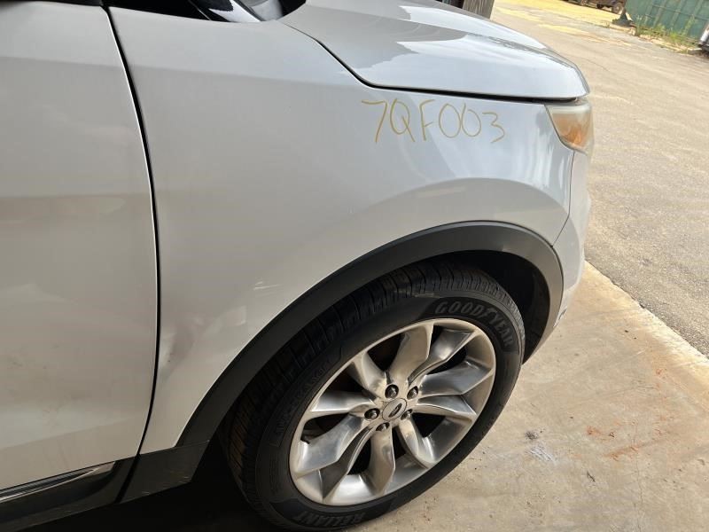 EXPLORER 2013 Keys/Latches/Locks 104633801