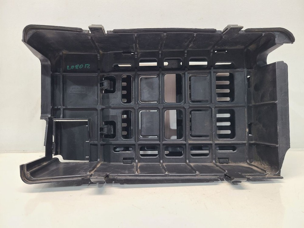 2010-12 Cadillac SRX (3.0L / AT) Engine Control Module Bracket ONLY