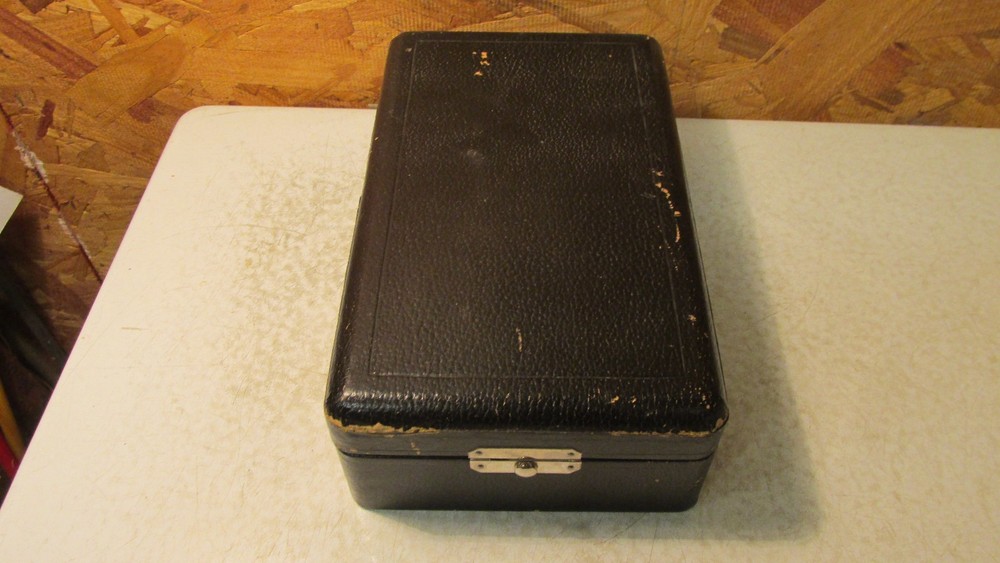 American Optical Case and Lens