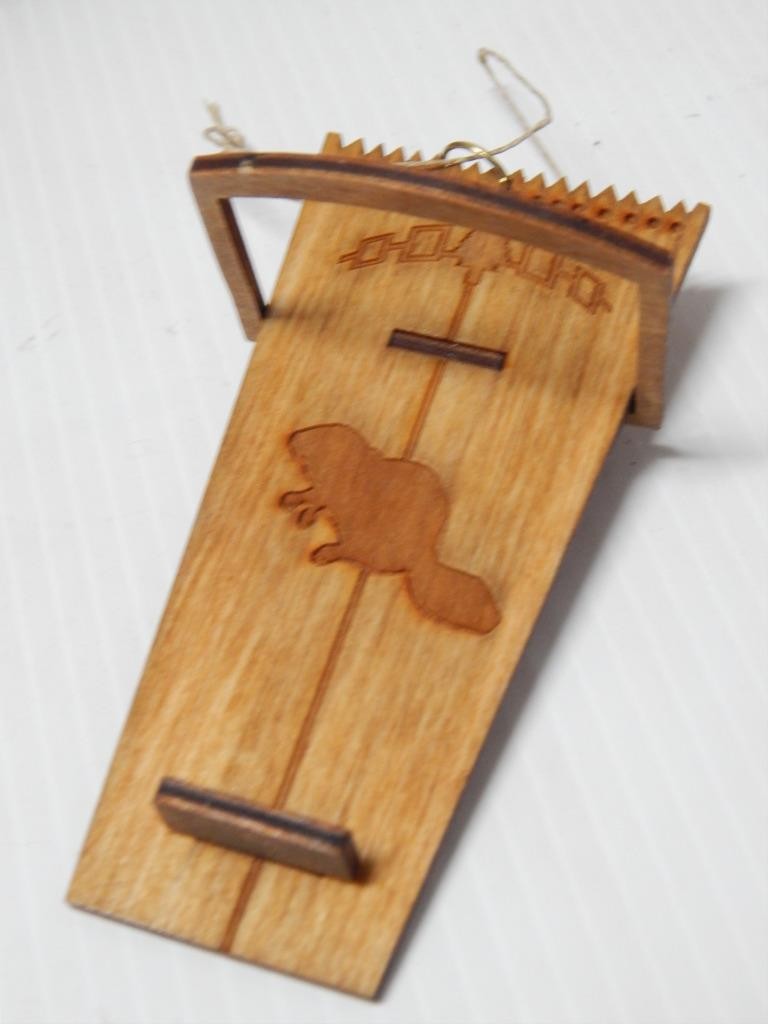 MINIATURE TOY SIZED IROQUOIS EASTERN WOODLANDS INDIAN CRADLEBOARD