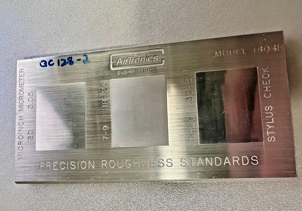 Airtronics 18041 Microinch Micrometer Precision Roughness Standards Tester USA.