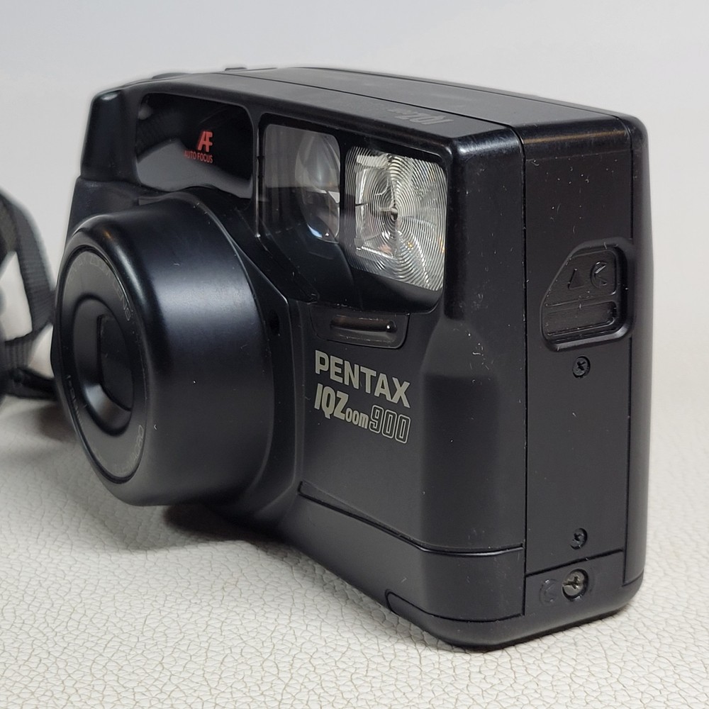 Pentax 900 35mm Autofocus With Strap...UNTESTED