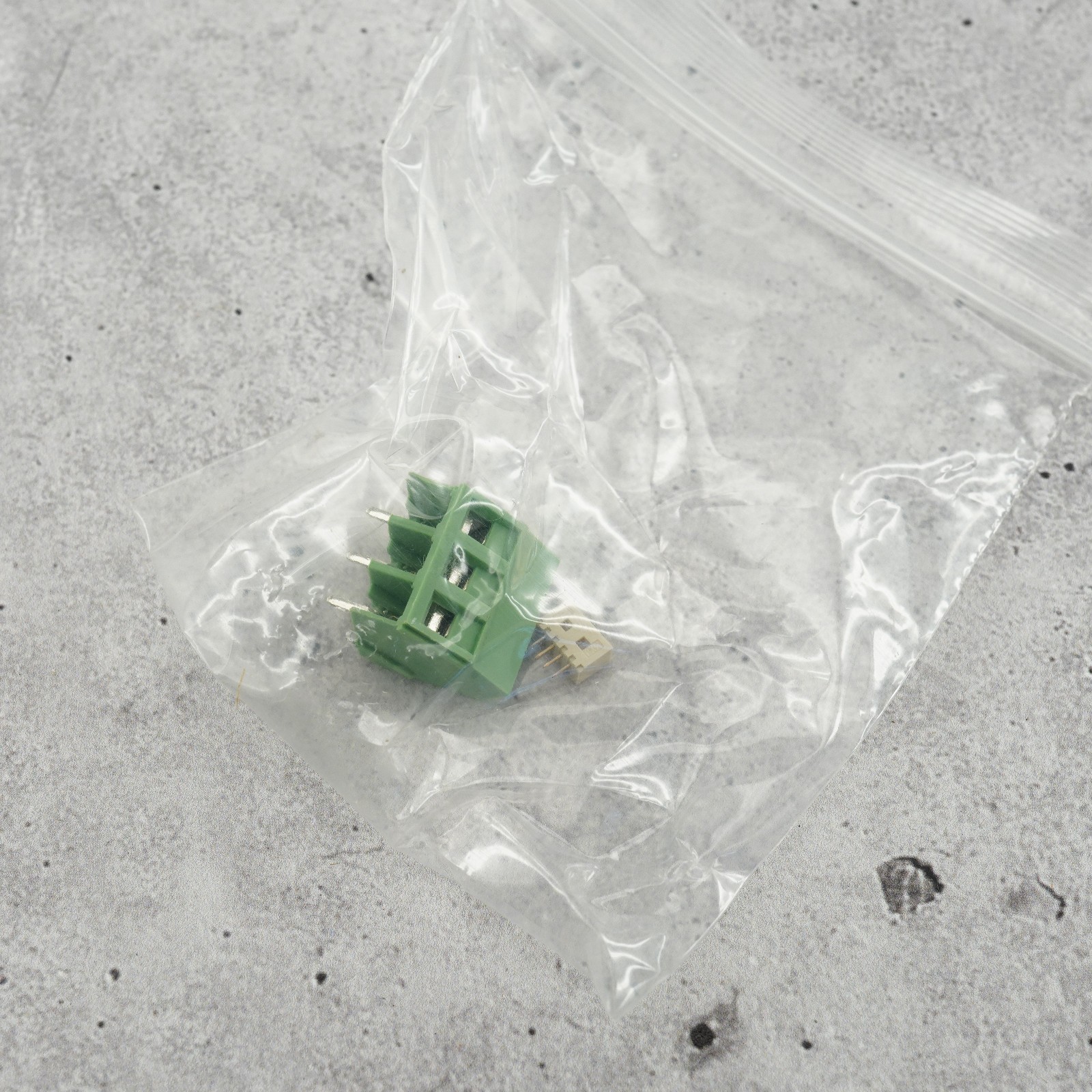 NEW Weldex WDD-2977VDN OSD D/N Vandal Resistant Dome Camera