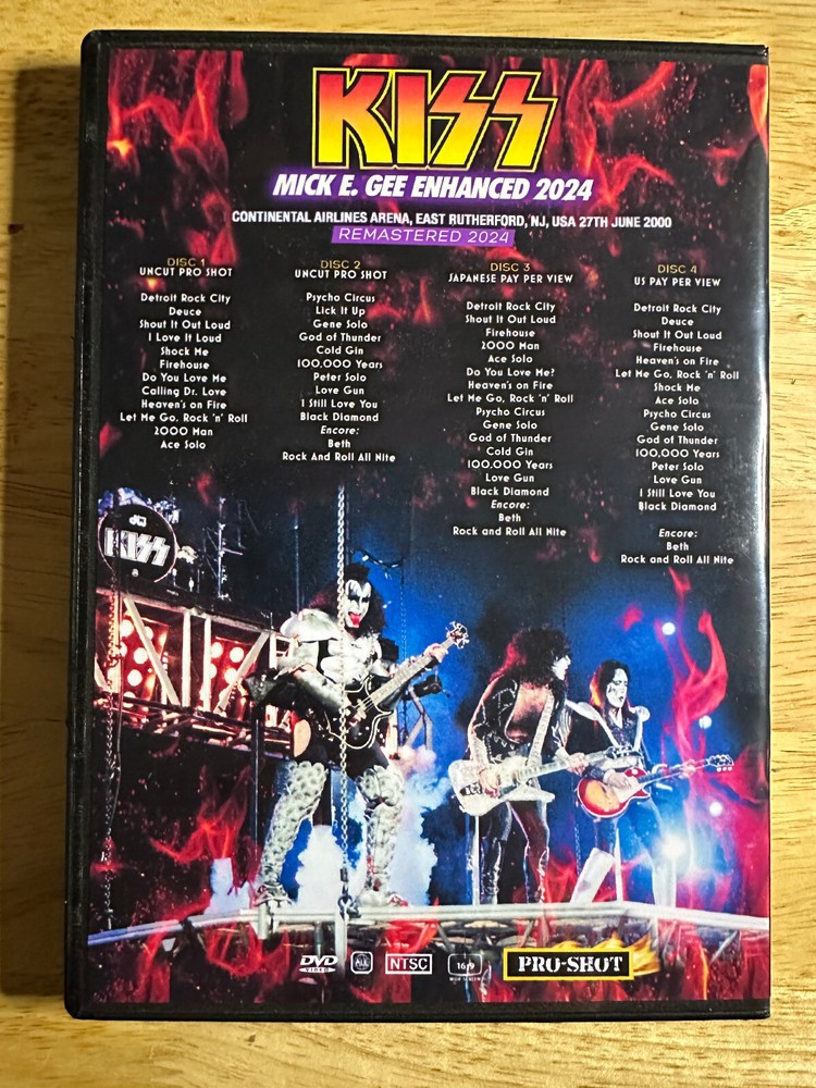 KISS - The Farewell Tour New Jersey 2000 Remastered 4-DVD Box Set