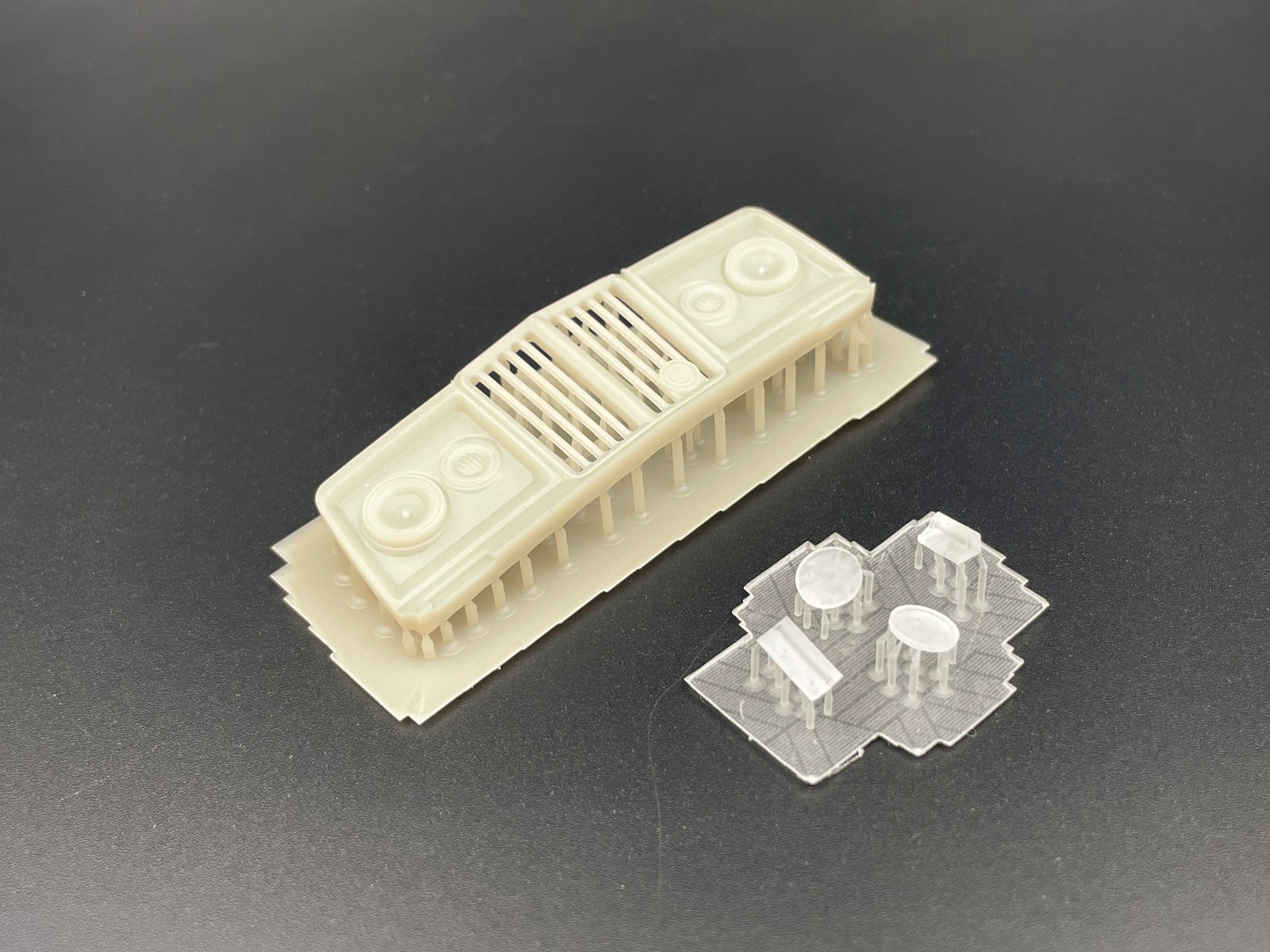 Jeep Gladiator J-Series 1962-1987 3D-Printed Grille for 1:24 Revell Model Kit