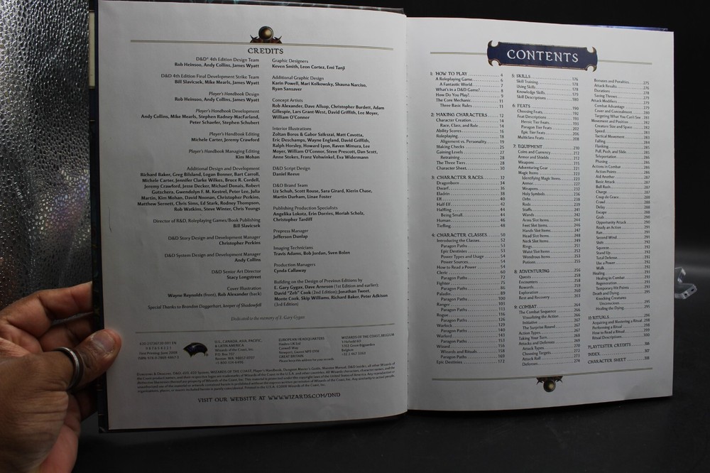 Dungeons and Dragons Player's Handbook - 4th
