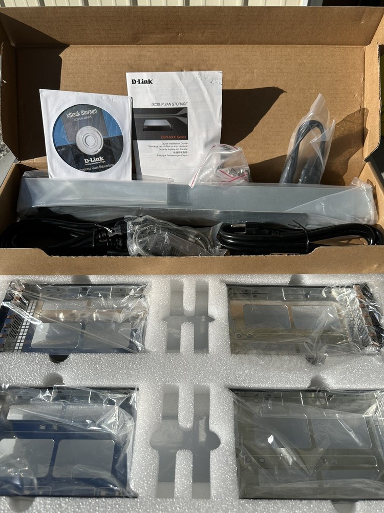 D-Link DSN 6110 HA-Capable 4x1 GbE or 2x10 GbE iSCS SAN Array