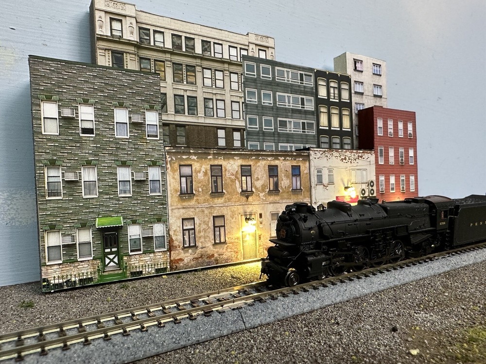 N Scale APARTMENT COLLAGE #2 -Scratch Built 3D Building Flats/Front w/LEDs