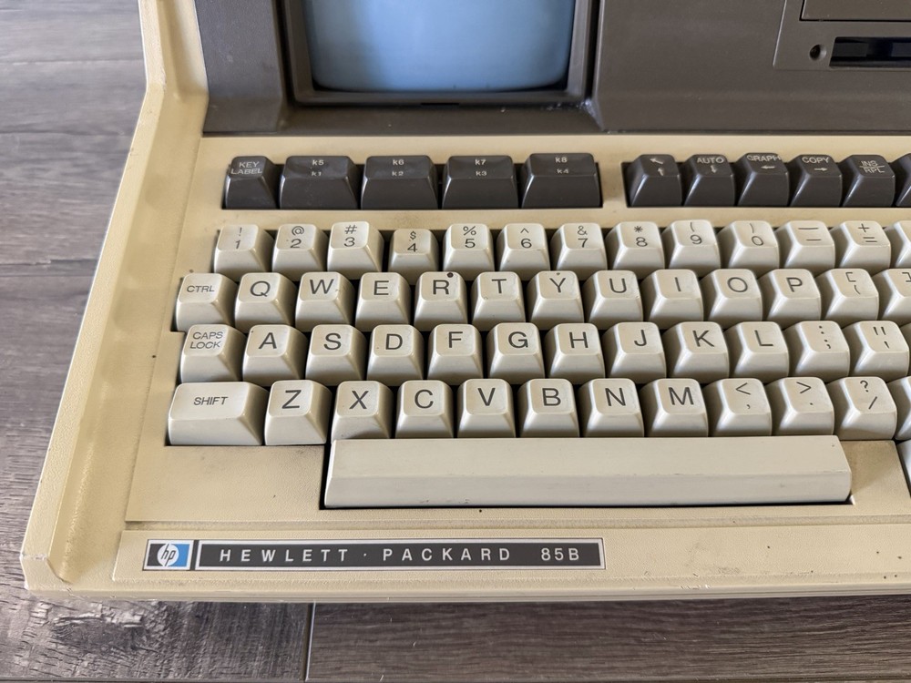 HP Hewlett Packard 85B Computer