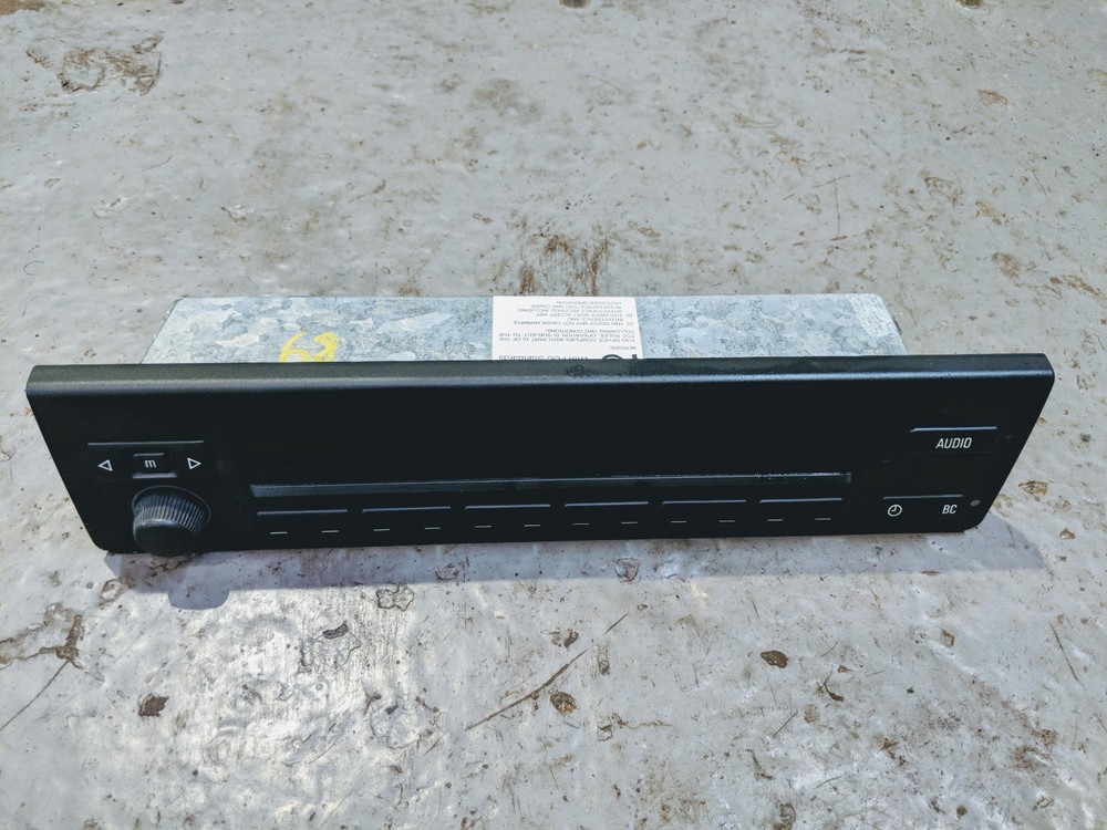 BMW X5 E53 2001 CD CHANGER 65128374977