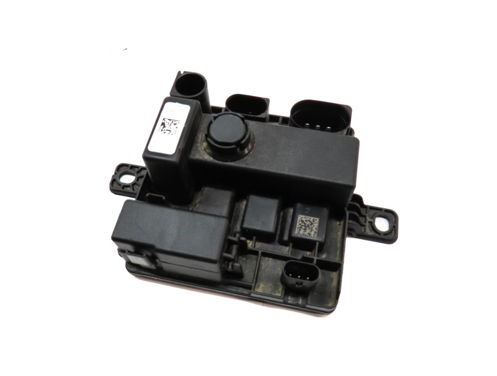 2014 BMW X3 (F25) INTEGRATED POWER SUPLY CONTROL MODULE