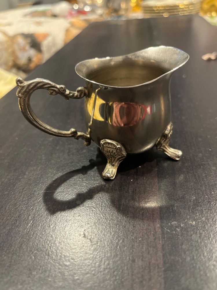 silver small footed creamer