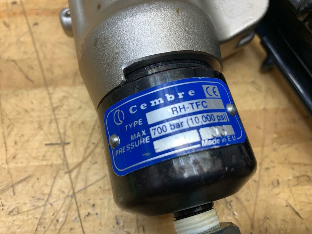 Cembre RH-TFC Hydraulic Cutting Tool, Cable Cutter, Profiled Contact Wire