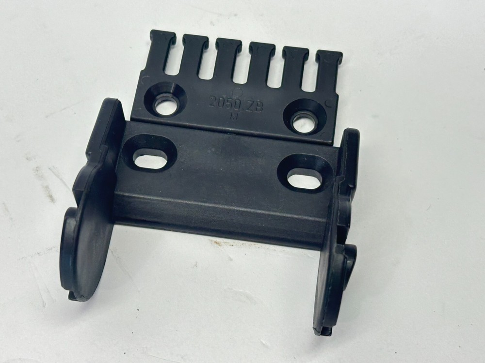 Igus 2050-12PZB Mounting Bracket Medium 73mm