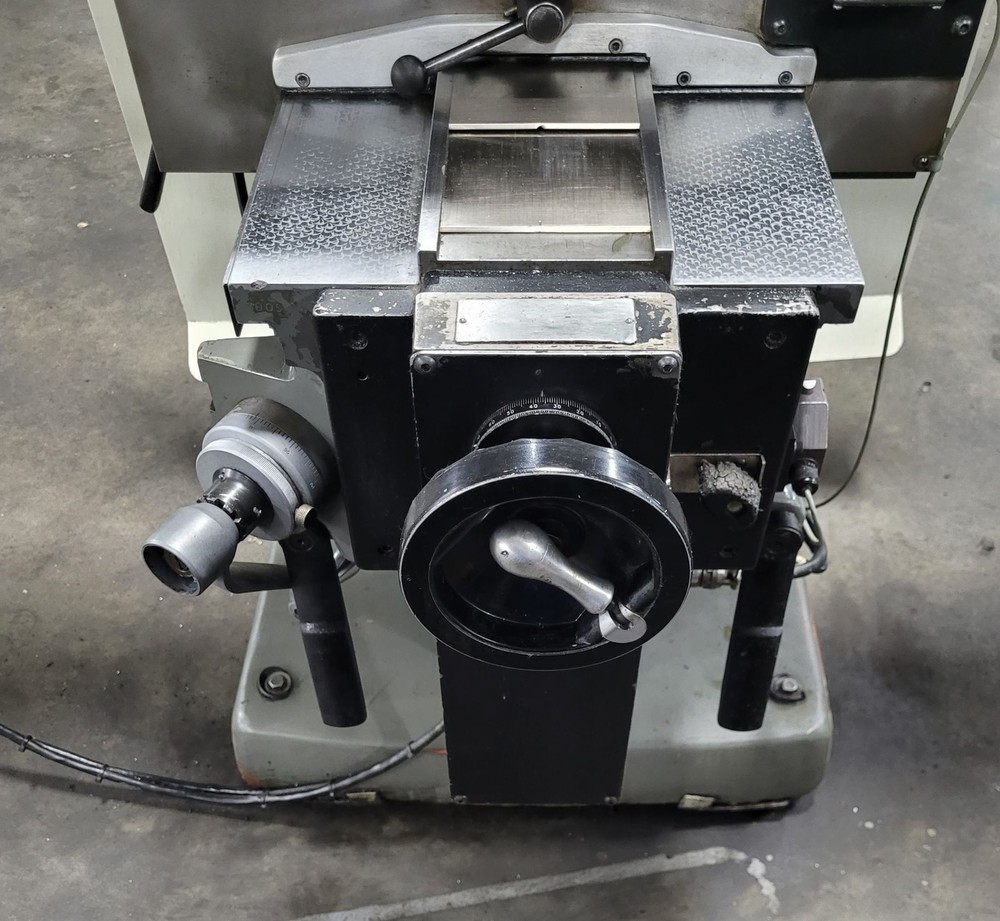 Bridgeport EZ Trak II 3 Axis CNC Vertical Mill w/PDB