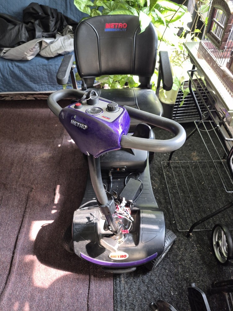 Metro Mobility Scooter available with Car Trailer