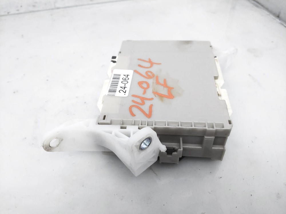 2014 Lexus Es350 Multi Plex Network Computer Module Unit 89221-33730