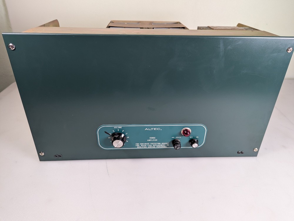 Vintage ALTEC 1590C Solid State Amplifier ,Crack sound (Read)