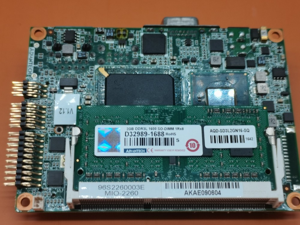 ADVANTECH MIO-2260 96S2260003E  MAINBOARD