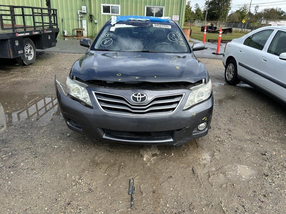 CAMRY     2011 Keys/Latches/Locks 104928154