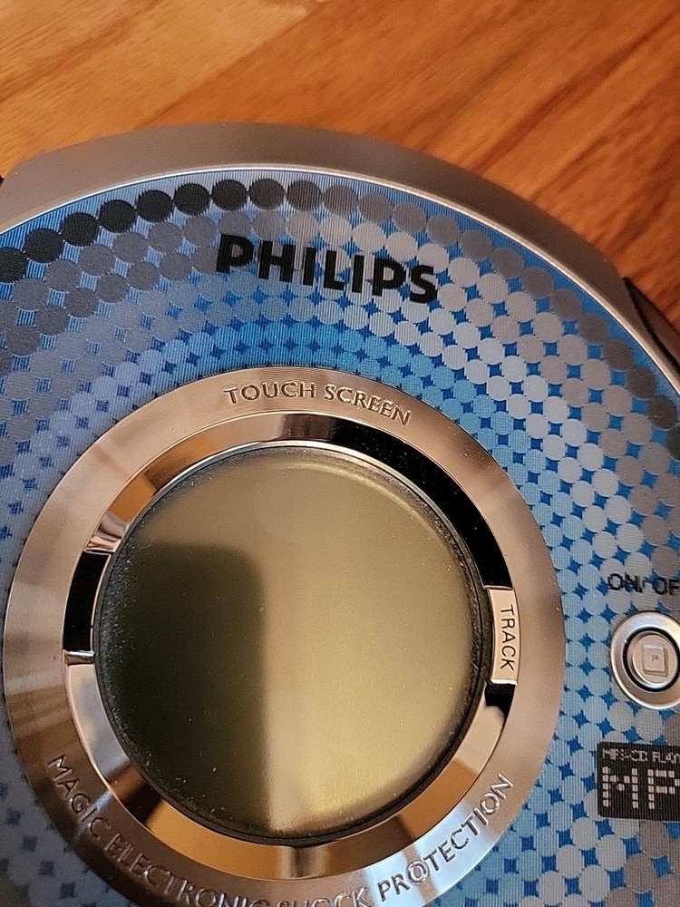 Phillips Exp2561 Portable Touch Screen Mp3 CD Player (RARE)!