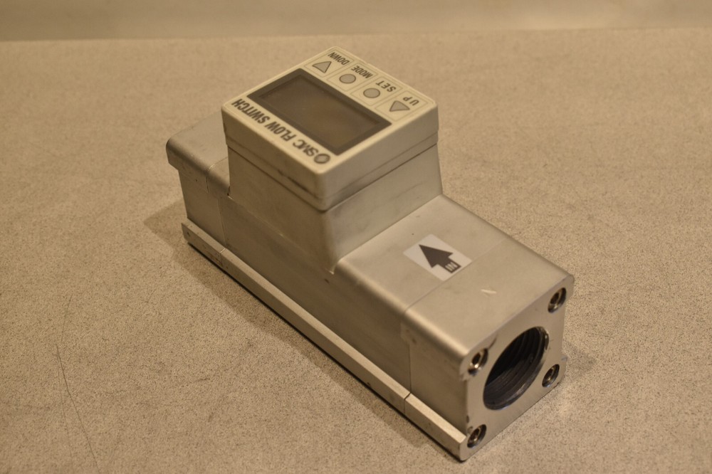 SMC PF2A703H-N10-29 DIGITAL FLOW SWITCH