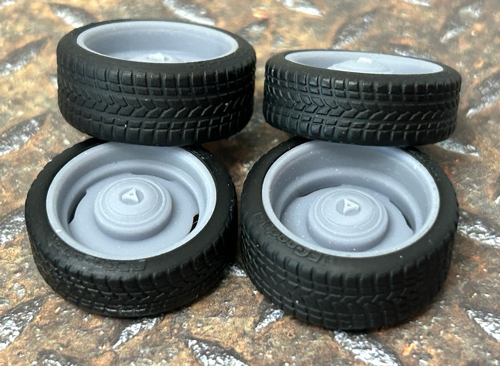 Resin 21/20 In: “Mopar Steel W/ Dog Dish” Model car Wheels/Tires 1/24 scale