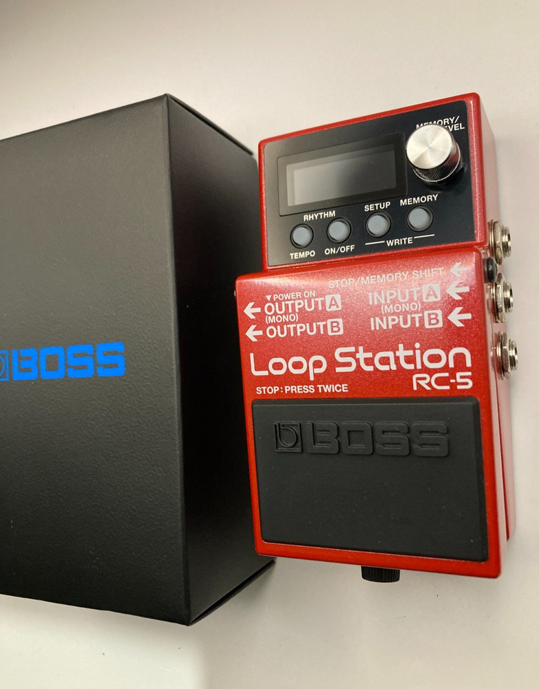 Boss RC-5 Loop Station Guitar Effects Pedal Excellent condition W/Box