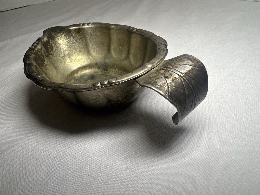 Vintage Silver Plate Porringer Bowl Pourer 5”