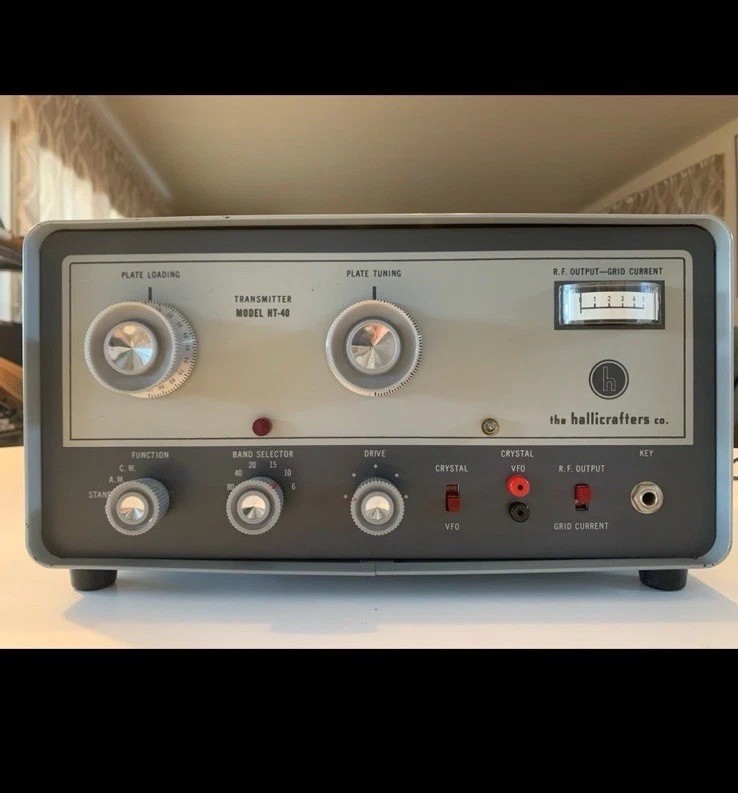 Hallicrafters HT-40 Tube Ham Radio Transmitter Tested Used Vintage
