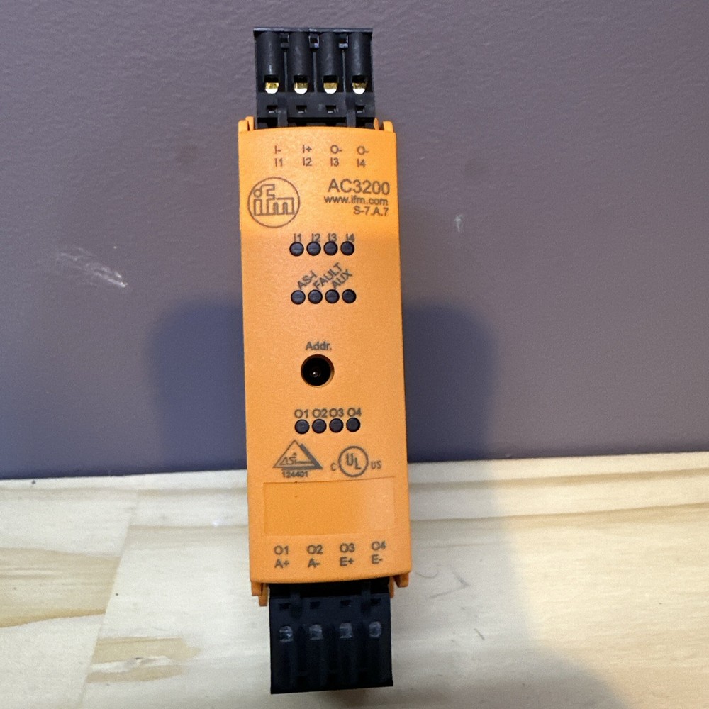 Ifm AS-Interface AC3200 SmartL25 4DI 4DO T C