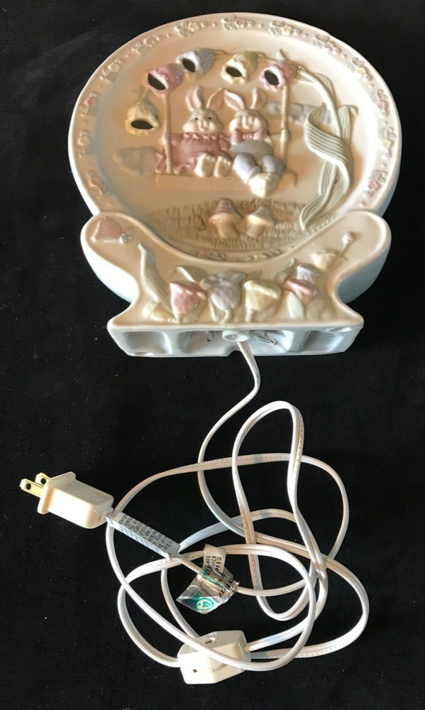 Cracker Barrel Lighted Easter Bunnies on Swing Plate Night Light Table Decor