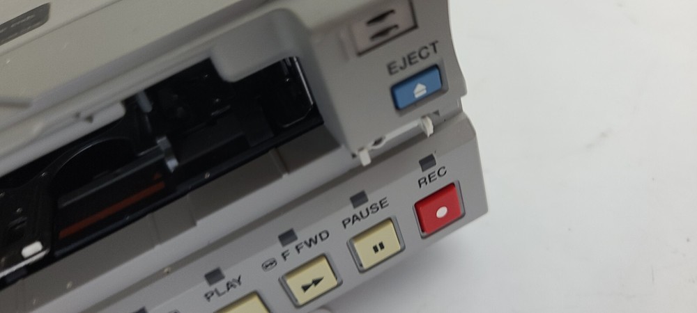Sony DSR-11 Digital Videocassette Player ~ Working Order